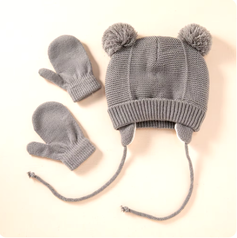 Pompon Süße Baby Wintermütze und Handschuhe
