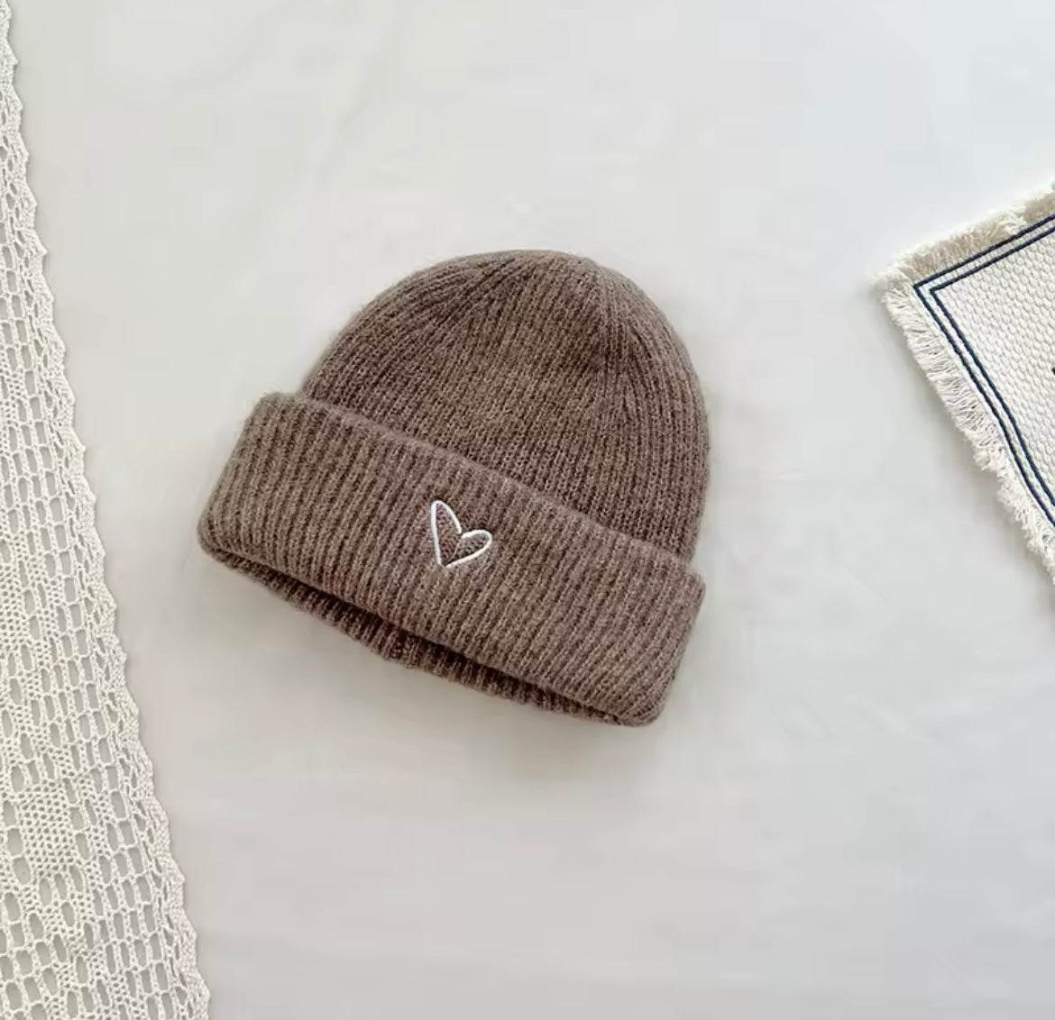 Einfarbige Wintermütze für Kinder