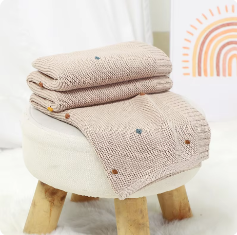Kuschelige Wickeldecke für Babys