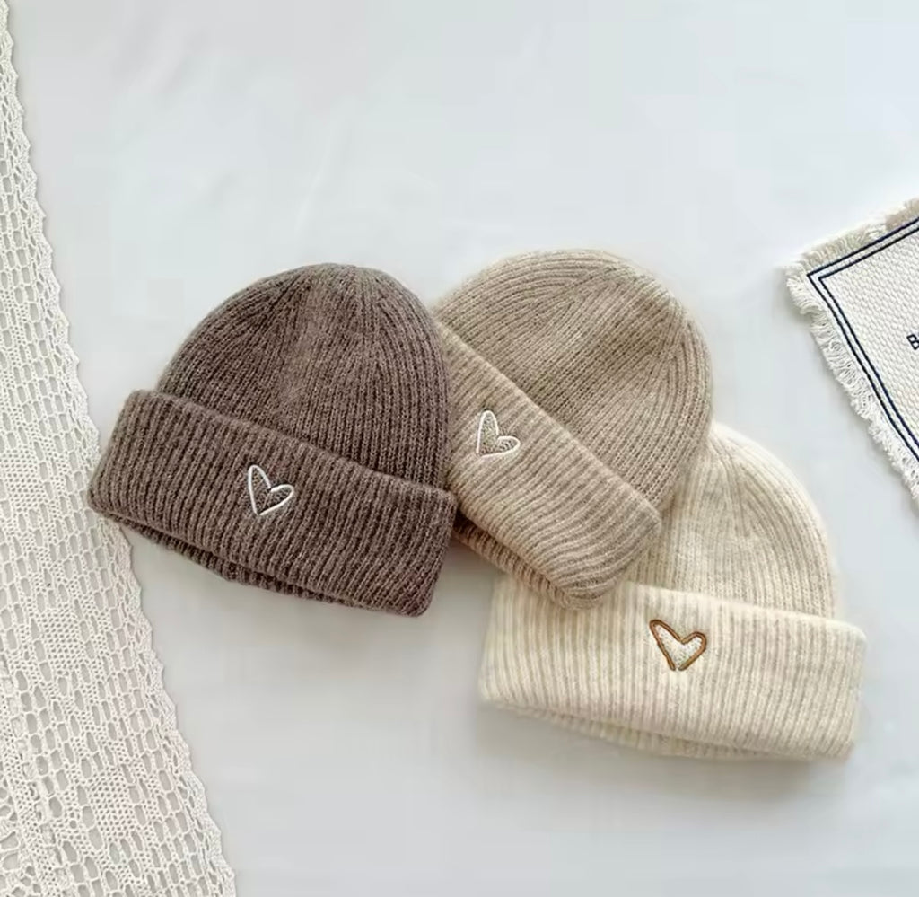 Einfarbige Wintermütze für Kinder